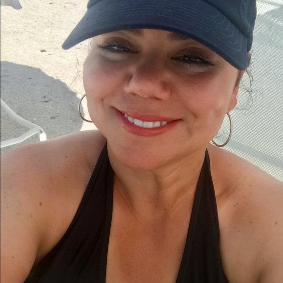 ⭐️⭐️Meet Your Posher⭐️⭐️ - Picture 6 of 16